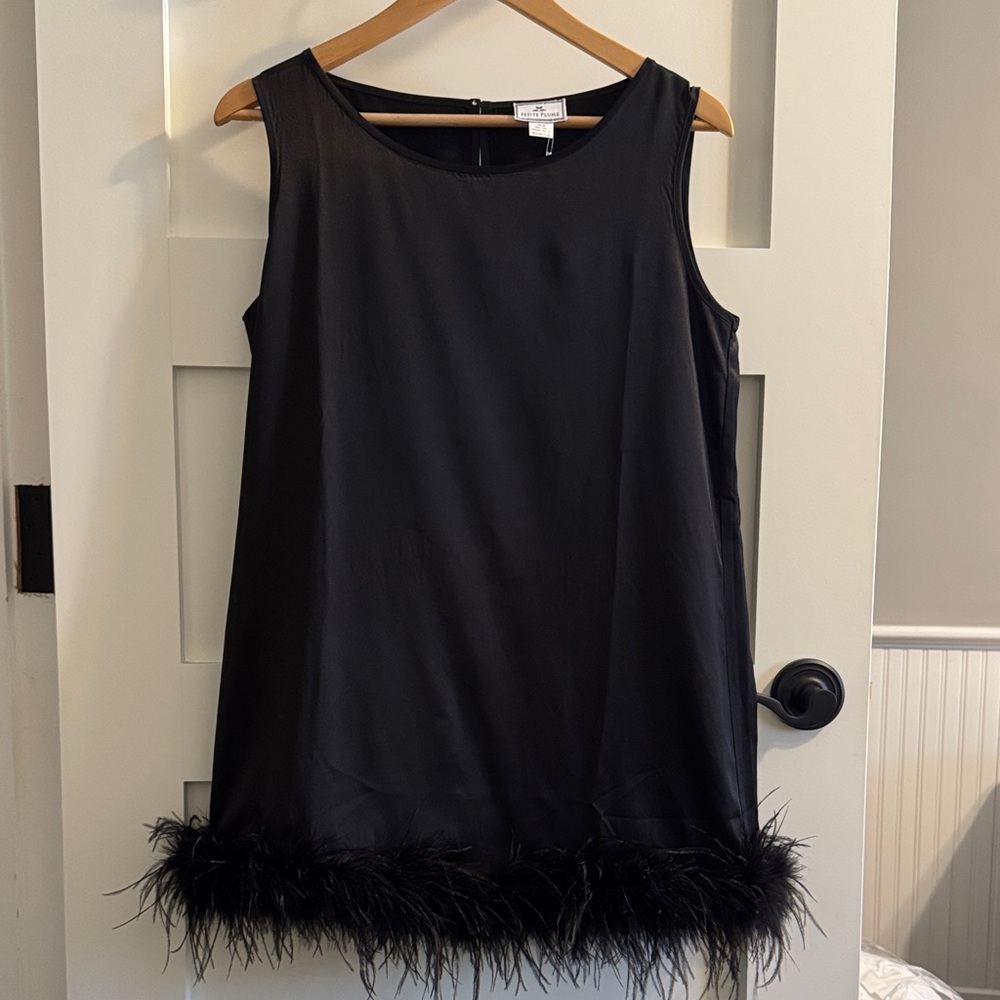 NWT Petite Plume silk pajamas with feather trim